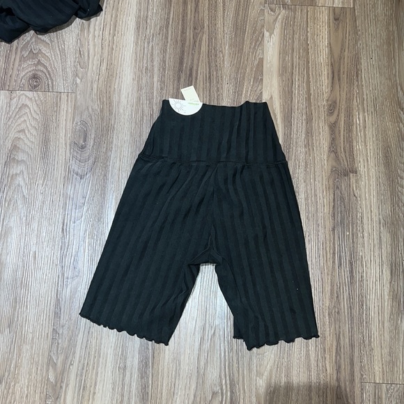 Aerie bike oG shorts - Picture 5 of 5